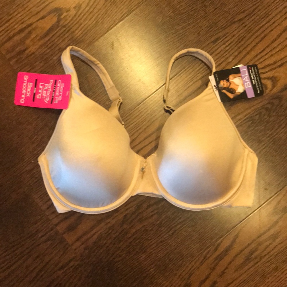 Bali underwire with light padding bra